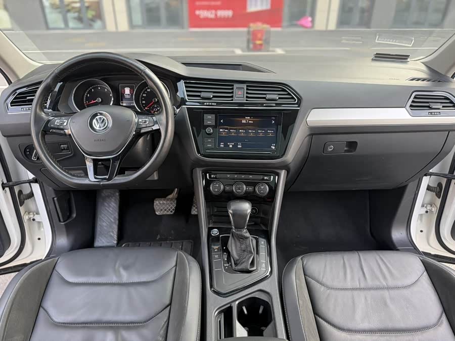 Volkswagen Tiguan L 2019 #8 Volkswagen Tiguan L 2019 car image #8
