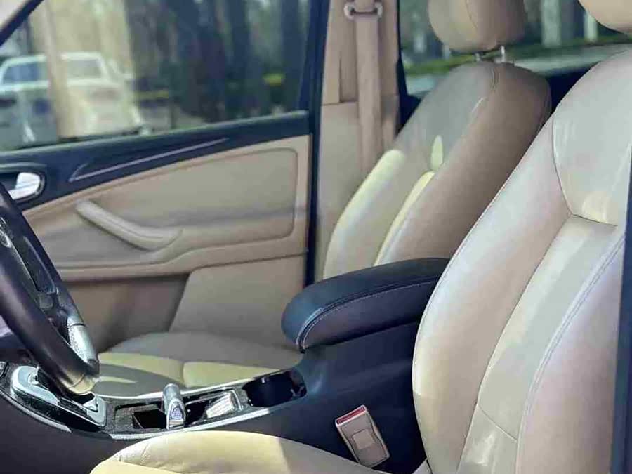 Ford S-MAX 2009 #8 Ford S-MAX 2009 car image #8