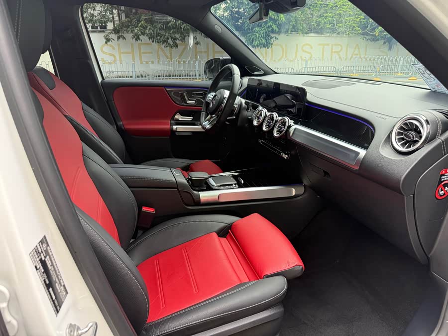 Mercedes-Benz GLB AMG 2023 immagine di auto #8