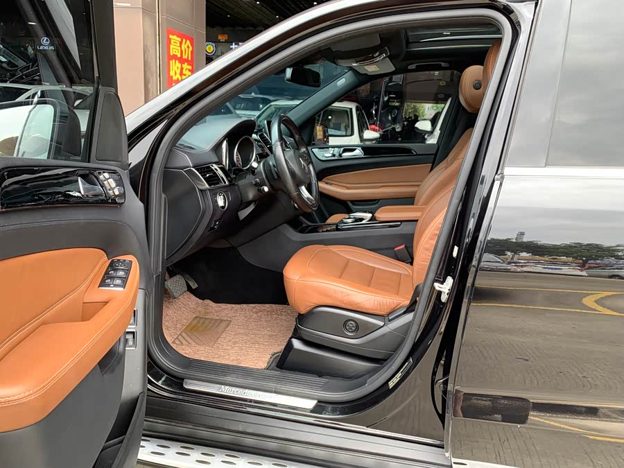 Mercedes-Benz GLE Class New Energy 2018 car image #8