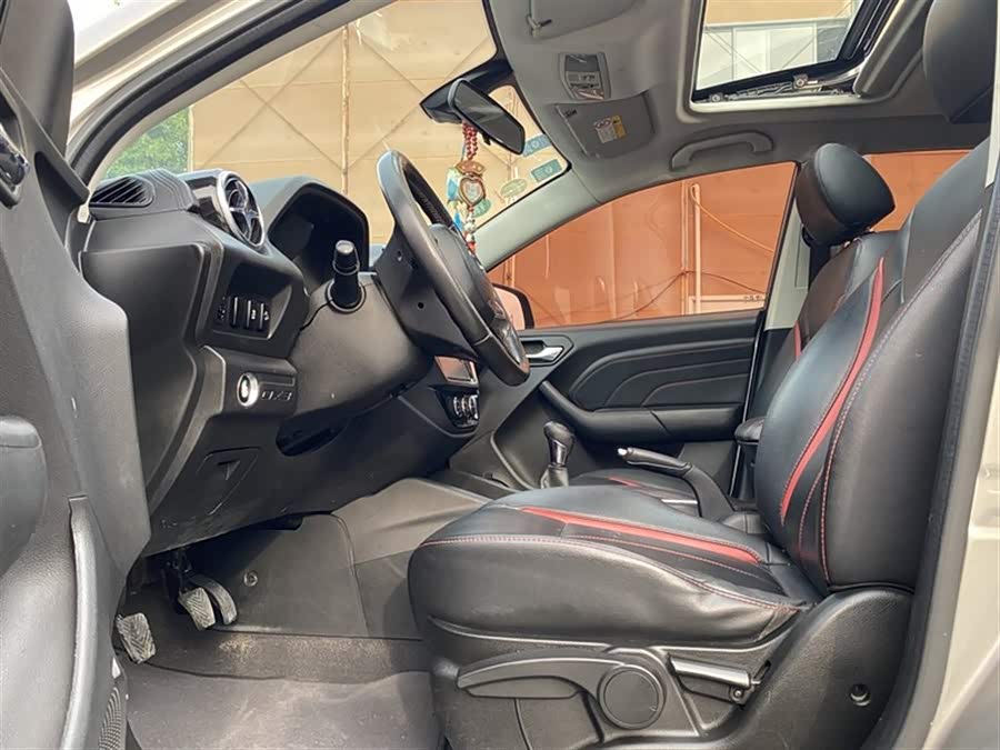 Soueast DX3 2017 #8 Soueast DX3 2017 imagen de coche #8