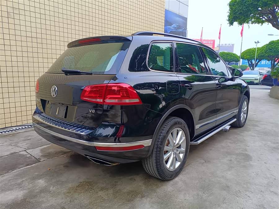 Volkswagen Touareg 2017 car image #8