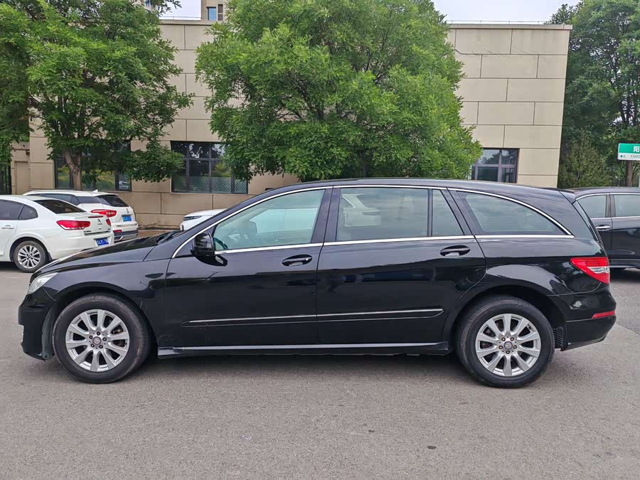 Mercedes-Benz R Class 2012 #8 Mercedes-Benz R Class 2012 car image #8