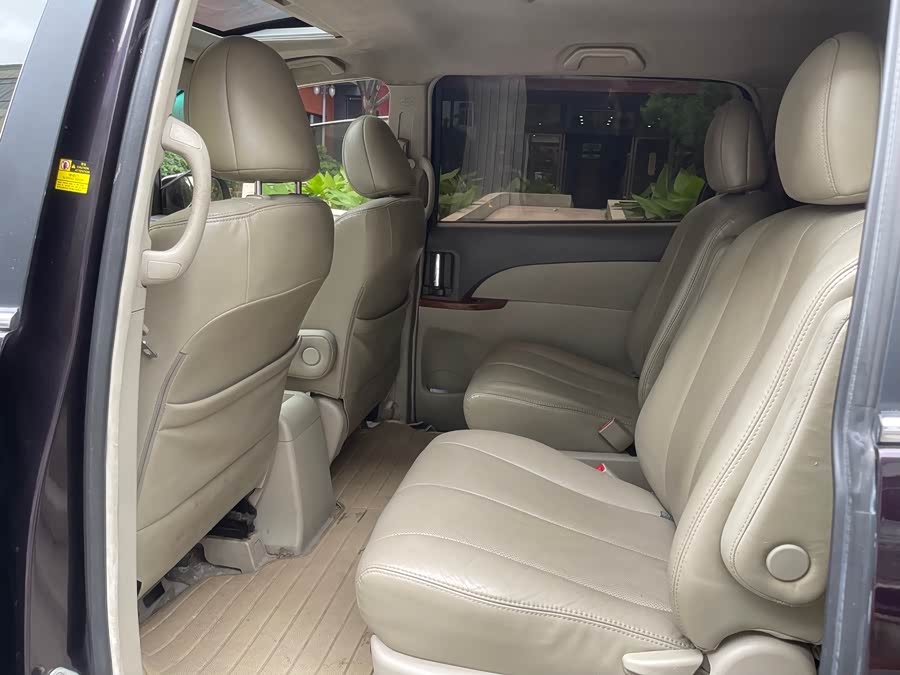 BYD M6 2018 صورة سيارة #8