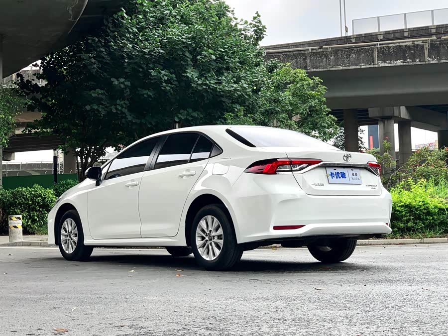 Toyota 2023 immagine di auto #8