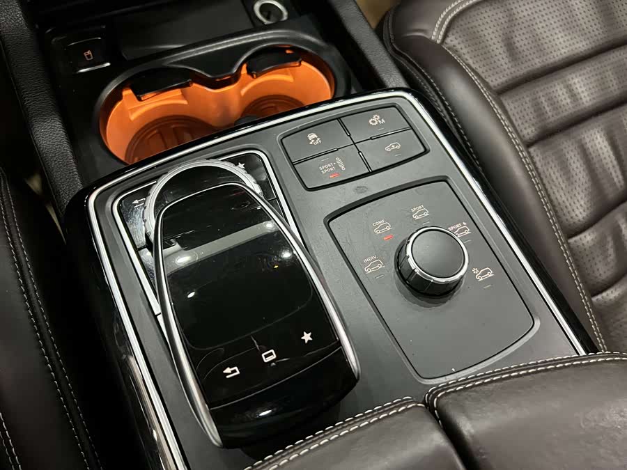 Mercedes-Benz GLS AMG 2016 صورة سيارة #8