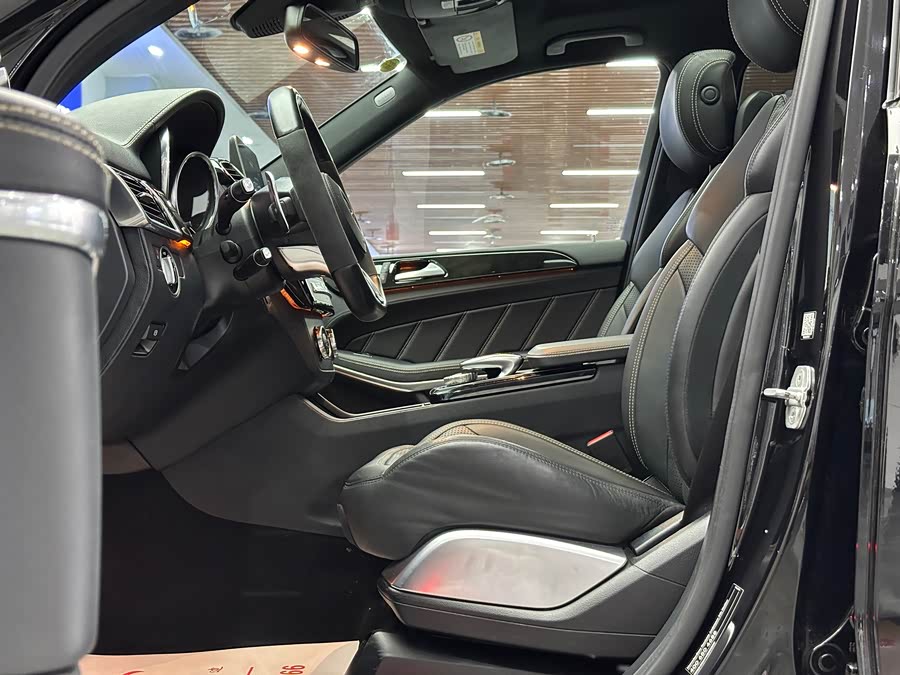 Mercedes-Benz GLS AMG 2016 imagem de carro #8