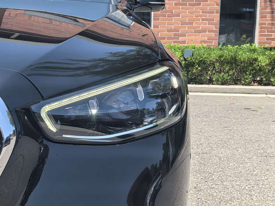 Mercedes-Benz Maybach S Class 2024 car image #8