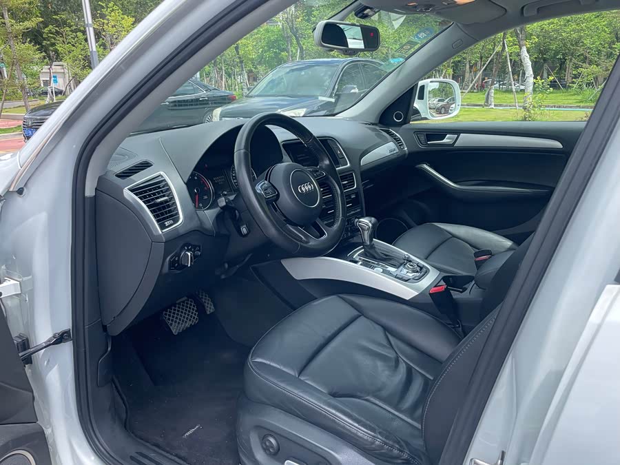 Audi Q5 (Imported) 2015 car image #8