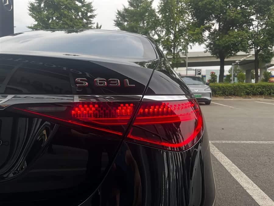 Mercedes-Benz S AMG New Energy 2025 صورة سيارة #8