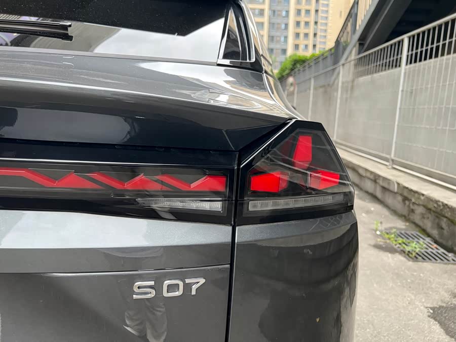 Deepal S07 2023 car image #8