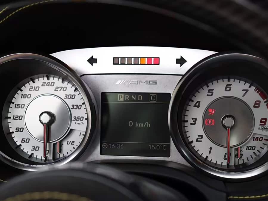 Mercedes-Benz SLS AMG 2012 car image #8