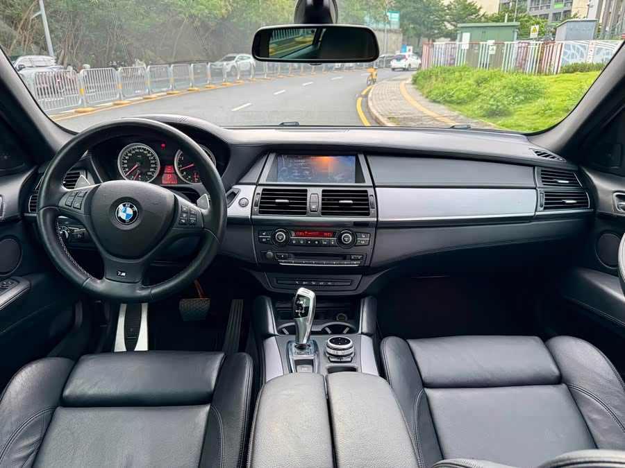 BMW X6 M 2013 #8 BMW X6 M 2013 car image #8