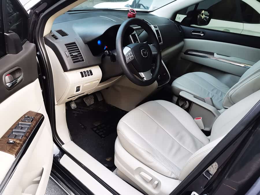 Hyundai i30 2012 car image #8