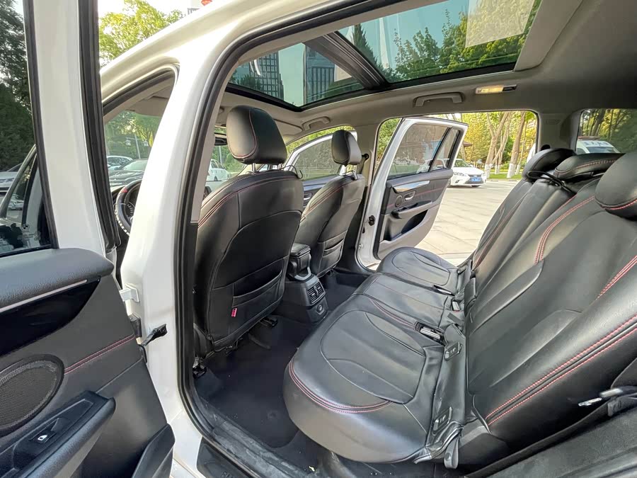 BMW 2 Series Gran Tourer 2015 #8 BMW 2 Series Gran Tourer 2015 صورة سيارة #8