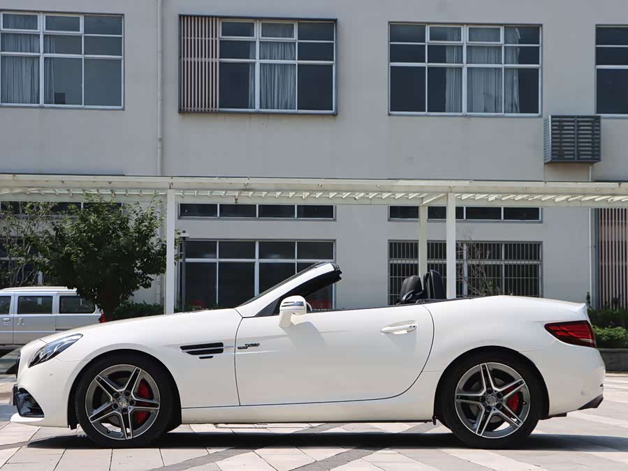 Mercedes-Benz SLC Class 2017 car image #8