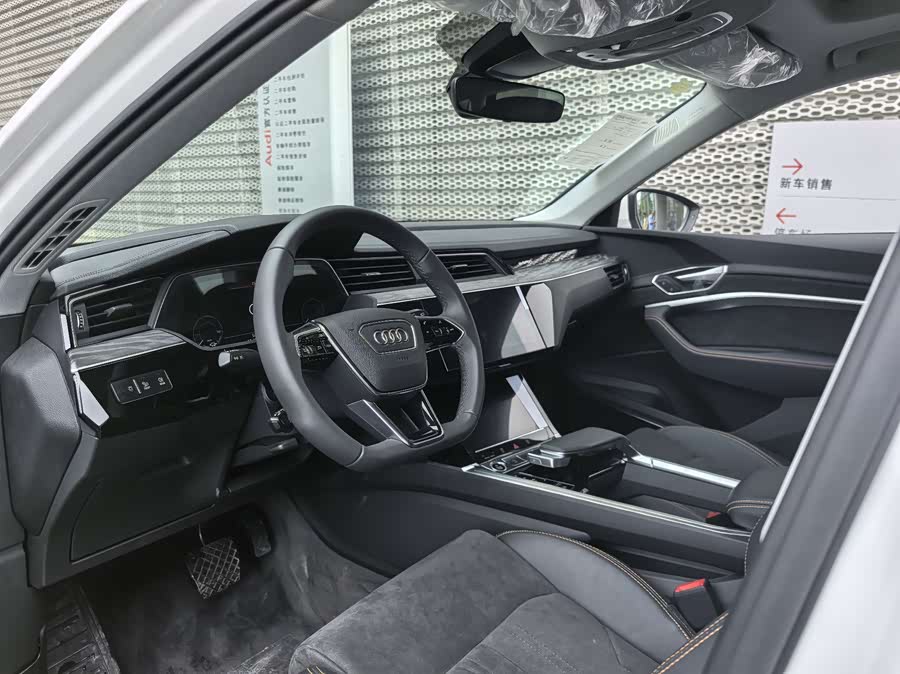 Mercedes-Benz SLK AMG 2025 #8 Mercedes-Benz SLK AMG 2025 car image #8