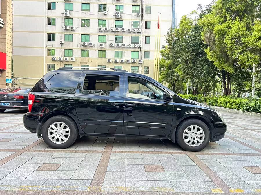 Kia VQ 2010 imagen de coche #8