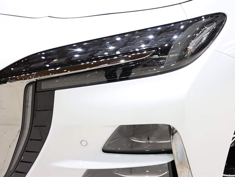 HongQi H6 2025 #8 HongQi H6 2025 car image #8