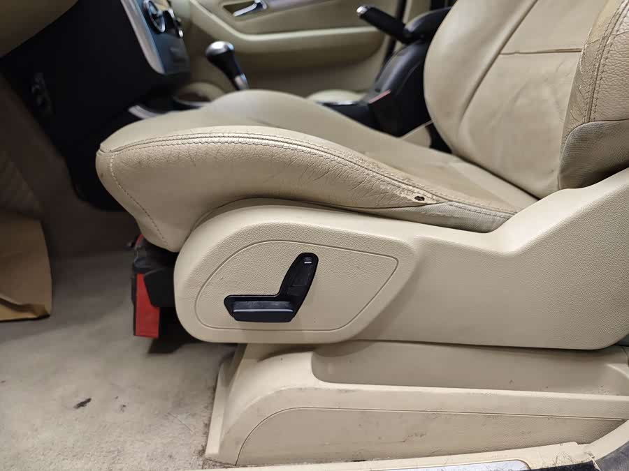 Mercedes-Benz B Class 2010 #8 Mercedes-Benz B Class 2010 car image #8