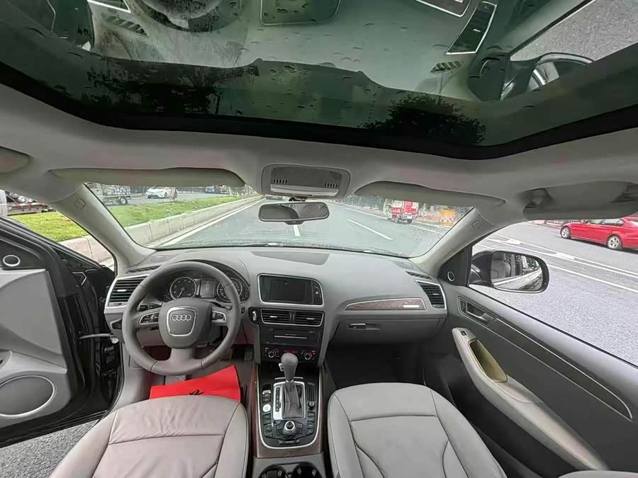 Audi Q5 (Imported) 2010 car image #8