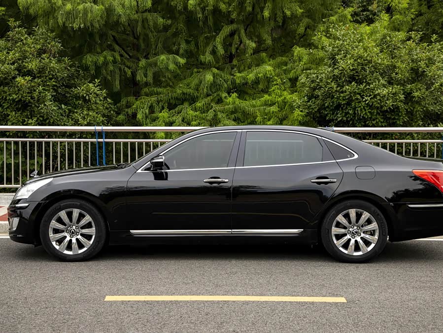 Hyundai Equus 2011 car image #8