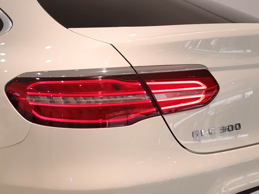 Mercedes-Benz GLC Coupe 2020 #8 Mercedes-Benz GLC Coupe 2020 car image #8