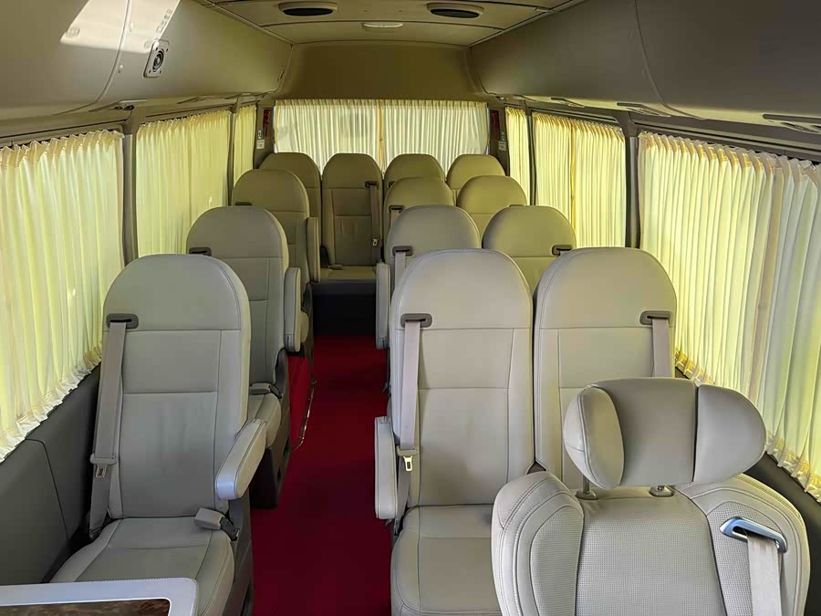 Toyota Coaster 2018 imagem de carro #8