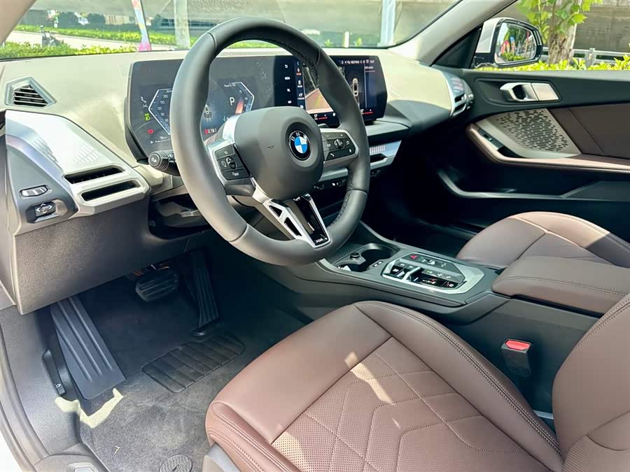 BMW 2 Series 2025 car image #8