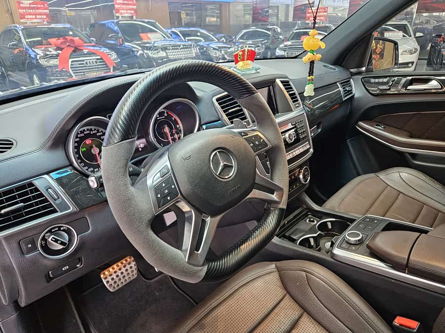 Mercedes-Benz GL AMG 2014 immagine di auto #8