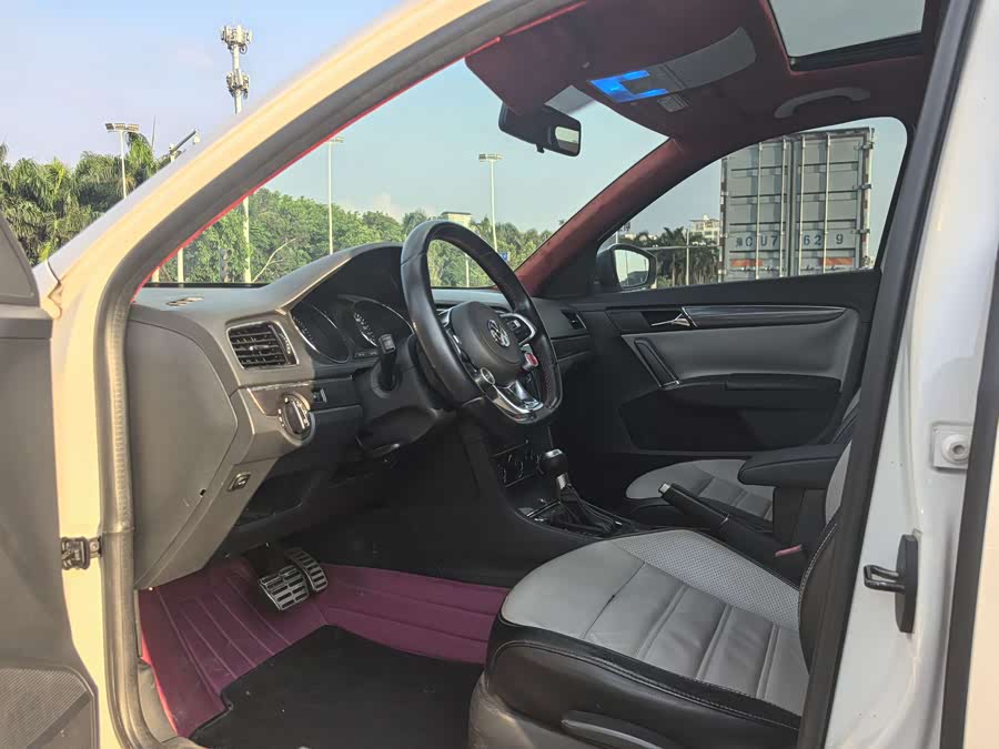 Volkswagen Cross Lavida 2014 immagine di auto #8