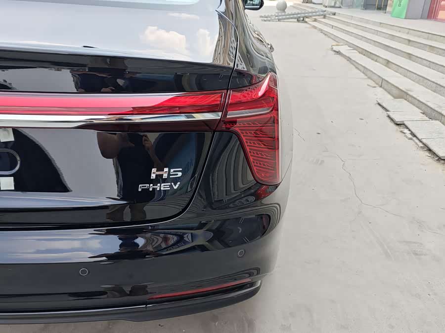 HongQi H5 PHEV #8 HongQi H5 PHEV image de voiture #8