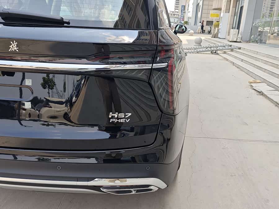 HongQi HS7 PHEV car image #8