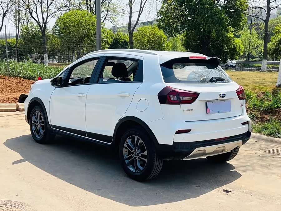 GEELY Vision X3 2021 image de voiture #8