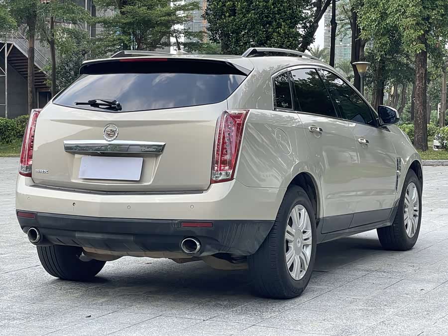 2011 car image #8