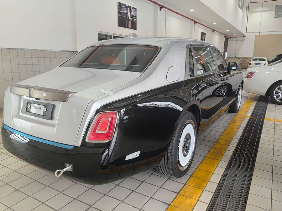 Rolls-Royce #8 Rolls-Royce car image #8