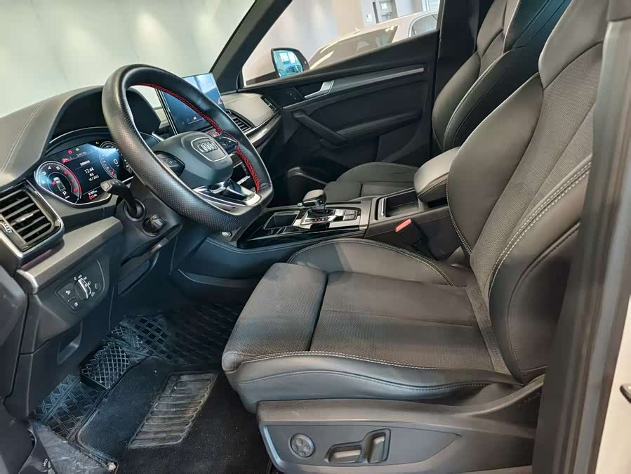 Audi Q5L Sportback 2022 car image #8