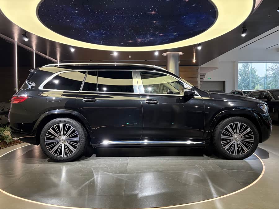 Mercedes-Benz Maybach GLS 2024 صورة سيارة #8