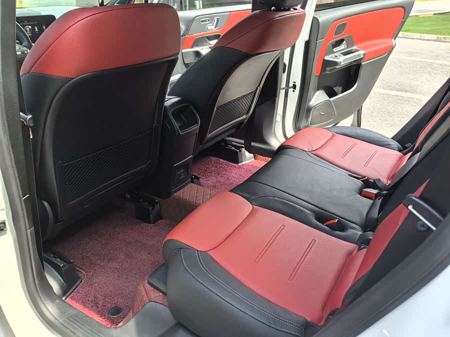 Mercedes-Benz GLB AMG 2023 immagine di auto #8