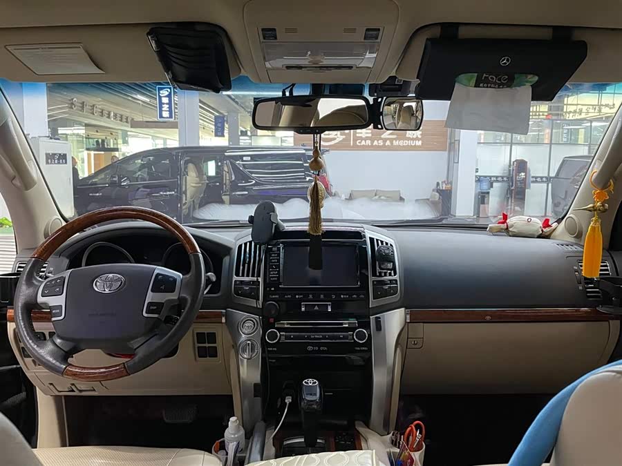 丰田 兰德酷路泽 2016 汽车图片 #8