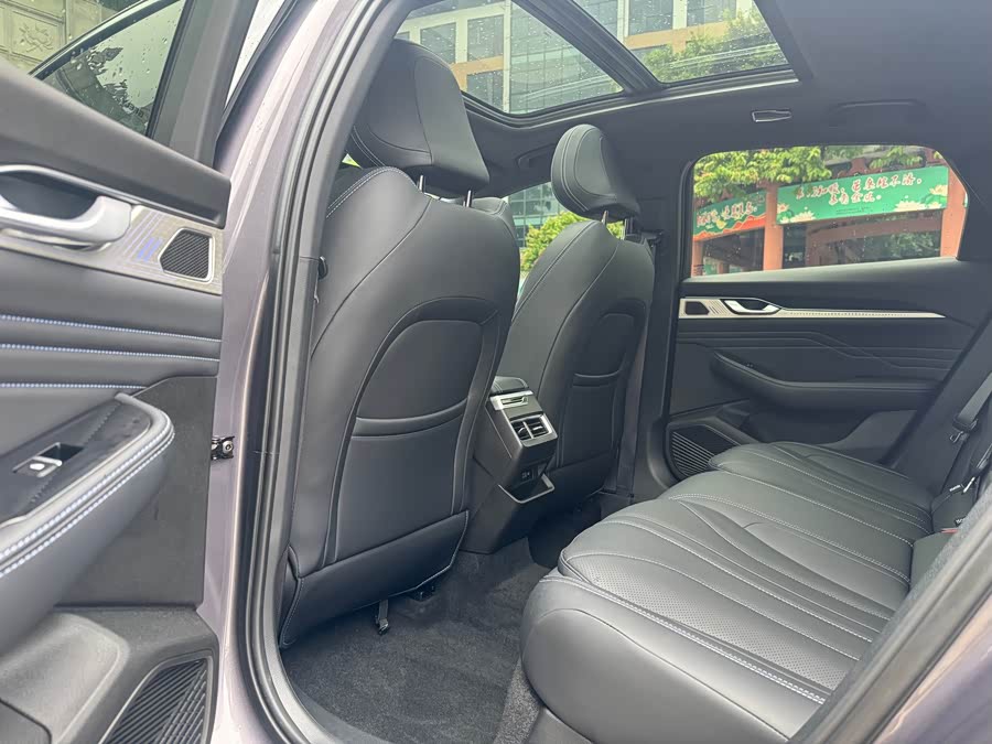 GEELY Preface 2024 #8 GEELY Preface 2024 car image #8