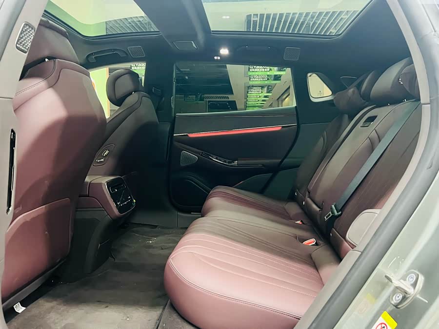 Denza Z9GT 2024 #8 Denza Z9GT 2024 car image #8