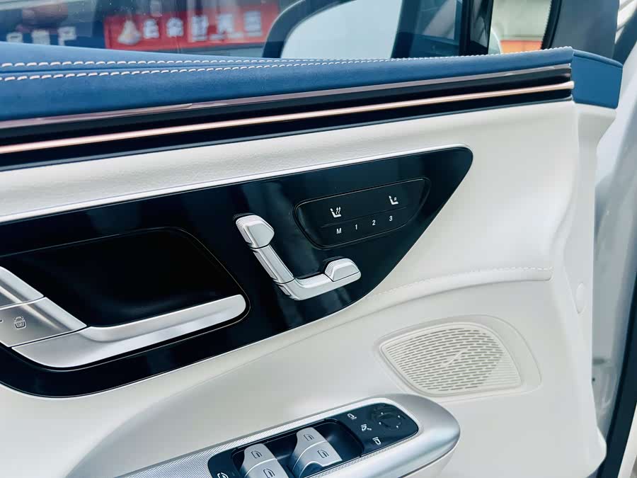 Mercedes-Benz EQE SUV 2024 car image #8