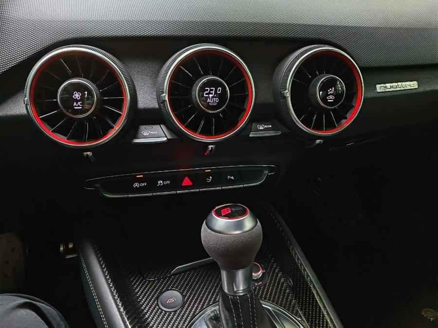 Audi TT RS 2020 car image #8