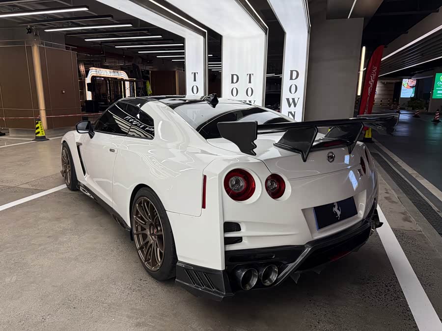 日产 日产GT-R 2010 汽车图片 #8