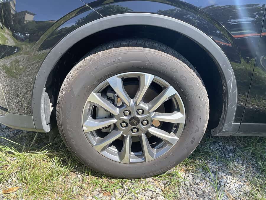 Ford Edge #8 Ford Edge car image #8