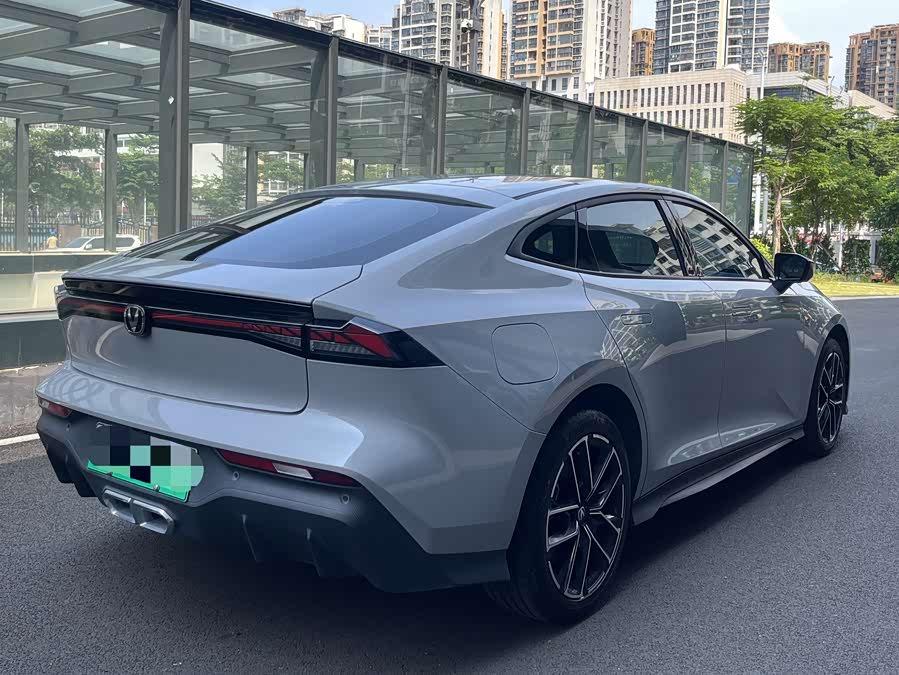 Changan UNI-V iDD 2024 #8 Changan UNI-V iDD 2024 car image #8