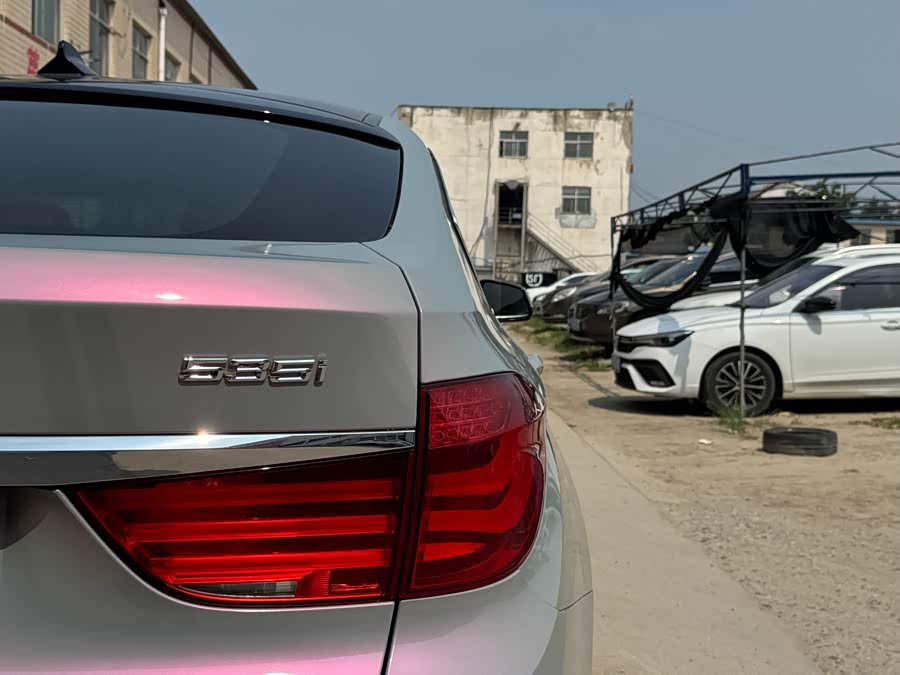 BMW 5 Series GT 2012 #8 BMW 5 Series GT 2012 immagine di auto #8