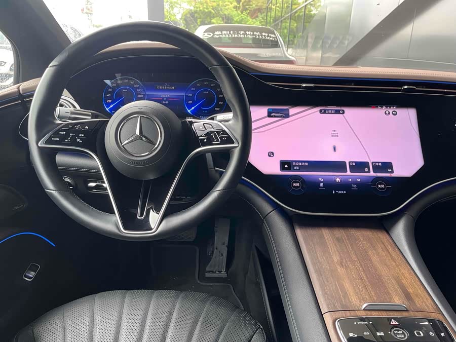 Mercedes-Benz EQS Class 2022 car image #8