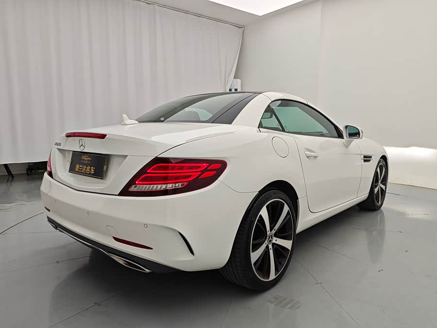 Mercedes-Benz SLC Class 2017 car image #8